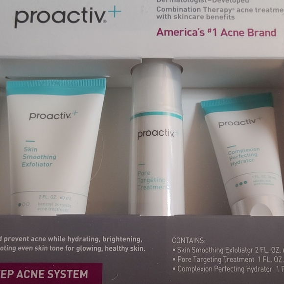 Proactiv 3 Step Acne System Starter Kit - Picture 2 of 4
